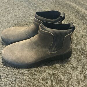 Men’s hey dude slip on boot